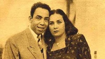 صورة نادرة للفنان إسماعيل ياسين مع زوجته التي اخفاها عن الجميع 1073916