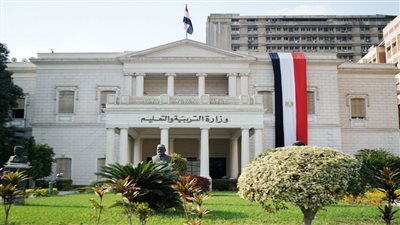 التعليم تعلن خريطة توزيع المناهج وحقيقة حذف بعض الدروس