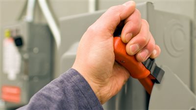 الكهرباء تحدد مواعيد تخفيف الأحمال في رمضان 2024