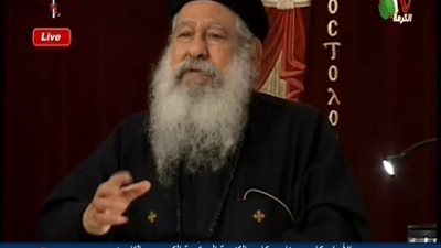 بالفيديو | رسالة قويه من ابونا مكاري لام ترفض زواج ابنها من فتاه قامت بعمليت زرع كليه من سنوات والان بصحة جيده