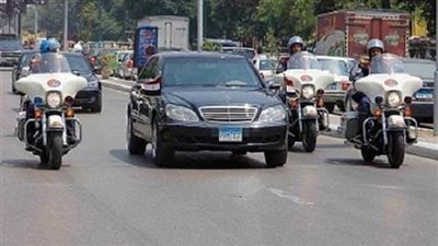 موكب الرئيس السيسي يغادر مطار القاهرة بعد استقبال ولي العهد السعودي