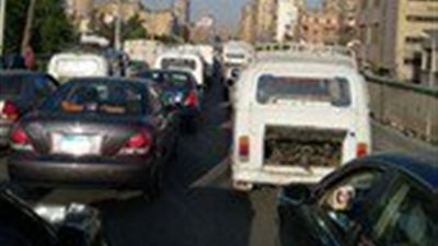 شلل مرورى بشارع البوستة فى الاتجاهين