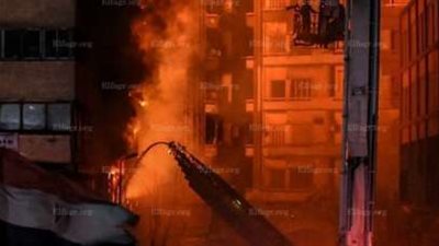 رجال الحماية المدنية يواصلون محاولات إطفاء حريق شارع الرويعي بـ العتبة