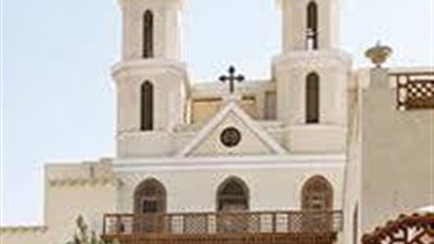 سيدة متعصبة عبر الفيسبوك دولة النصارى فى مصر ، مصر تحكم من الأديرة والكنائس 1077791