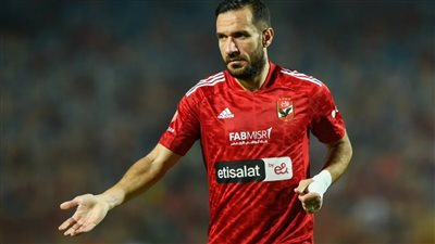 حقيقة رحيل علي معلول عن الأهلي ومفاجأة حول تجديد تعاقده