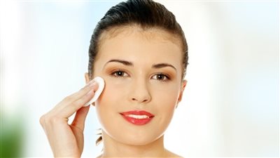 للسيدات والفتيات وصفات رهيبة جدا لعلاج النمش في 3 ايام فقط