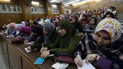 رضا حجازي يصدر قرارات عاجله بشأن الطلاب العائدين من الخارج