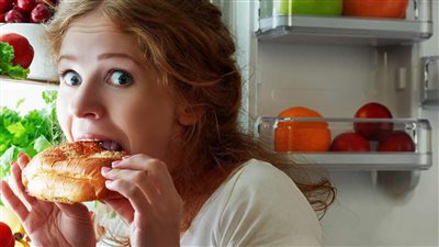 أحذر 8 اطعمة لو بتعانى من الحموضة وامنع تناولها على الإفطار