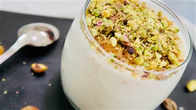 ماذا يحدث لجسمك عند شرب الحليب في وجبة السحور