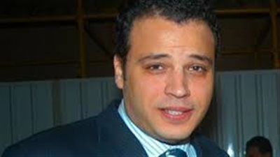 تامر عبد المنعم عبرتويتر مصر تواجه خطراً كبيراً والعيال بتكتب وتسخن وتهبل