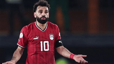 رد حاسم من اتحاد الكرة بشأن الأزمة بين محمد صلاح وحسام حسن