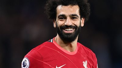 تطورات وتفاصيل جديدة حول انتقال محمد صلاح للدوري السعودي