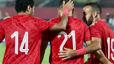 مفاجأة بشأن عودة هداف الأهلي بعد الإصابة وحديث كولر مع كهربا