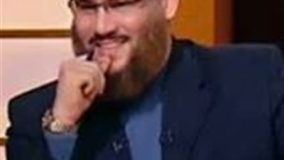 السلفى المتعصب خالد عبد القادر عبر الفيسبوك وسط البلد حرائق سيسية واستثمارات إماراتيه