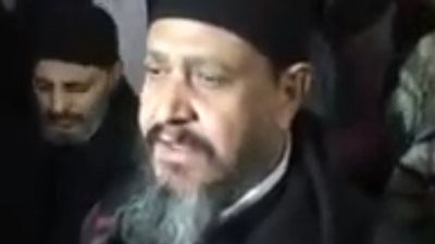 فيديو كاهن كنيسة العذراء مريم وأبي سيفين بمدينه نصر - عزبه الهجانه ، يكشف تفاصيل اكتشاف العبوة الناسفة وانفجارها .