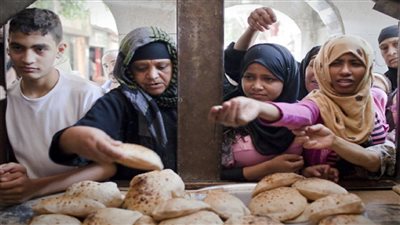 متى سينخفض سعر العيش السياحى بعد تراجع سعر الدقيق بالاسواق