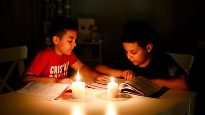 الكهرباء هتقطع ساعه ولا ساعتين مواعيد انقطاع الكهرباء في مصر