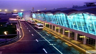 هبوط اضطرارى لطائرة «فلاى ناس» بمطار القاهرة