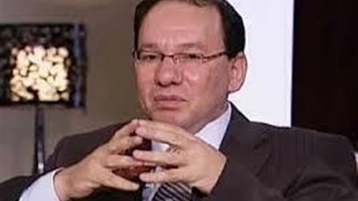 فى ظل كارثة اختفاء الطائرة المصرية تعليق مستفز من الاخوانى وائل قنديل عبر تويتر