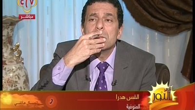 بالفيديو | أبونا هدرا يرد رد قوي جداً علي الباز بعد تطاولة علي الانبا مكاريوس في حلقة الامس ويوضح خبث الباز وايهاب صبحي الباز رفض عمل مداخلة علي الهواء