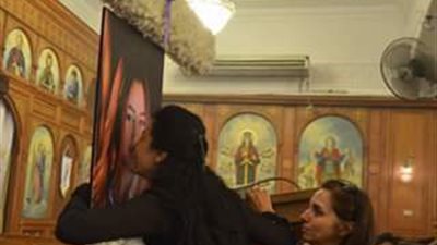 لما يكون عندكو حاجه حلوه خايفين تفقدوها في يوم ، بتكون التجربه صعبه لما تفقدوها ، بس لما تكون الحاجه دي بنتك.. التجربه بتكون مستحيله