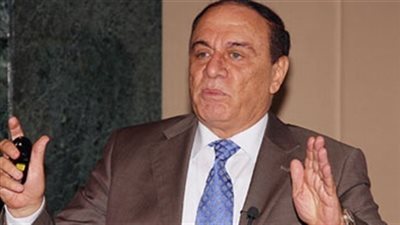 مدير إدارة الشئون المعنوية الأسبق يحذر من مخطط يستهدف مصر قبل 2020