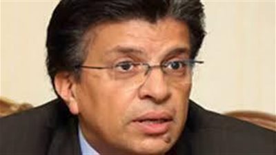 خالد منتصر عبر تويتر لماذا يسافر البابا تواضروس للعلاج فى النمسا ولا يلجأ الى طلب المعجزات من قديسى الاقباط