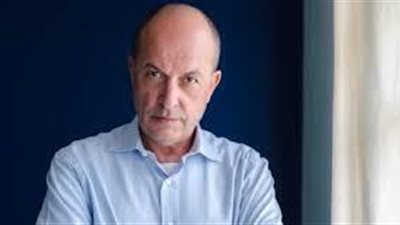 عمرو فورة عبر الفيسبوك الراجل الى جرد السيدة المسيحية العجوزة من ملابسها ترك بلدة منذ ان بلغ الثامنة عشر عاما