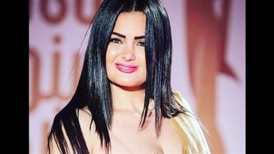 سما المصري تنشر صوره اثناء التحرش بها في وسط الشارع وتعلق...