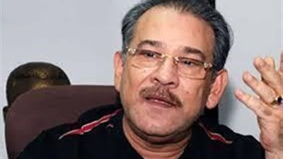 سيد القمنى عبر الفيسبوك من فضلكم وصلوا الرسالة ولكم الفضل على راسي سيدتي وستي وتاج راسي السيدة سعاد بنت قرية الكرم