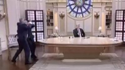 .. تفاصيل اللحظات الأخيرة قبل خناقة العاشرة مساء ..شوبير توسطت لـ أحمد الطيب للعمل فى الاذاعة و قناة أبو ظبى الرياضية ورفضت العمل بـ الجزيرة الرياضية .. والطيب يرد عليا الطلاق كدب