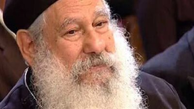 بالفيديوا معجزة رهيبة لابونا مكاري يونان لطفل غير مسيحي في اجتماع الصلاه