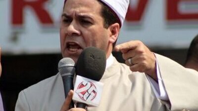 مظهر شاهيين عن انجازات الرئيس السيسى عبر تويتر