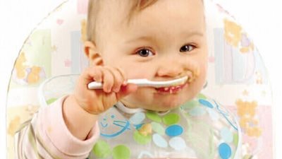 لكل ام في اول سنه..مايجب ان تفعليه من الالف الي الياء..لصحة افضل لطفلك