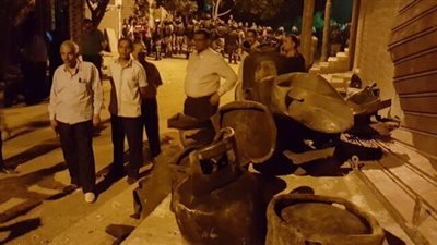 قصة هروب الأهالي بعد انفجار سيارة أسطوانات بوتاجاز بأسيوط (صور)