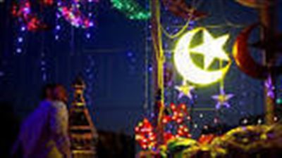 صديقى المسيحى كل واشرب براحتك قدام المسلمين 1096856