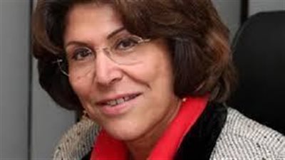 فريدة الشوباشى عبر الفيسبوك عندي سؤال شاغلني بعد حصول التغييرالكبير في مصر..هل مطلوب اخفاء الطعامواخفاء النساء عشان احنا ما عندناش ارادة؟