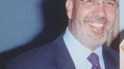 مدحت العدل عن اعلانات مونتن فيو عبر تويتر