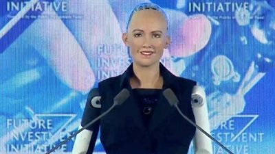 بالفيديو| داعية إسلامي ممارسة الجنس مع الروبوت صوفيا ليس زنا