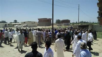 بسبب شانعة بناء مبني كنسي بدون ترخيص العامريه تحترق ...!