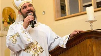 كان في دير علي البحر الدير دا مكانش في حد بيزوره فشاهد ماذا فعل راهب من الرهبان 1102613