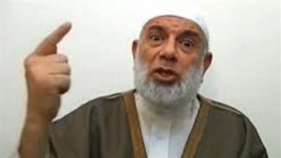 بعد كل شتايم وجدى غنيم للمسيحين على تويتر مسيحى يرسل له رسالة 1104697