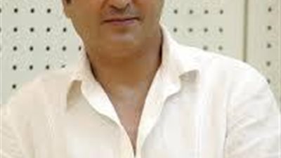 محمد الحلو عبر تويتر ياناس ينفع اغنية زي سواح للعندليب وبليغ حمدي تبقي إعلان قوطنيل