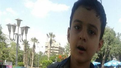 مصرع الطفل تونى جورج غرقا بحمام سباحة بمنتجع بالعين السخنة.. ووالده يتهم الإدارة بالإهمال