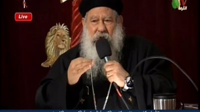 بالفيديو | هل يتقابل الاشخاص بالجنه بعد الموت ؟؟ ورد ابونا مكاري