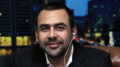 اخوانى يعتدى على الحسينى امام البيت الابيض