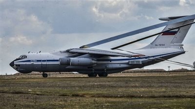 بالفيديو . . لاول مره هبوط طائره اضطراريا فى الشارع