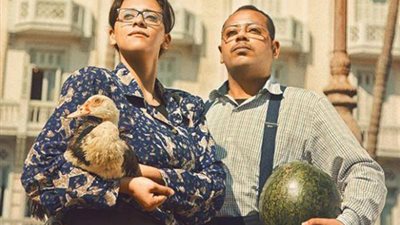 شاهد بـ الفيديو.. بـ بطيخة و بطة .. محسن يستعيد روح السبعينات