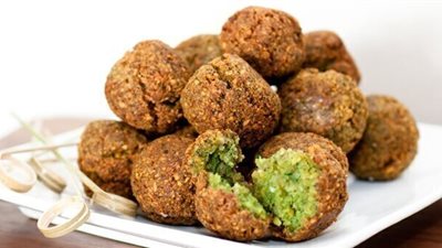 مع اقتراب الجمعه العظيمه جبنالك وصفه الطعميه حضريها معانا