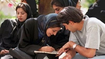 حقيقة منع الأختلاط داخل الجامعات المصريه وتخصيص أيام للأولاد و أيام للبنات